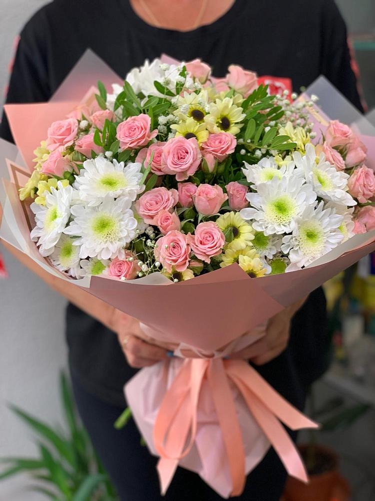 Букет цветов из: Розы и Хризантемы в Цильне