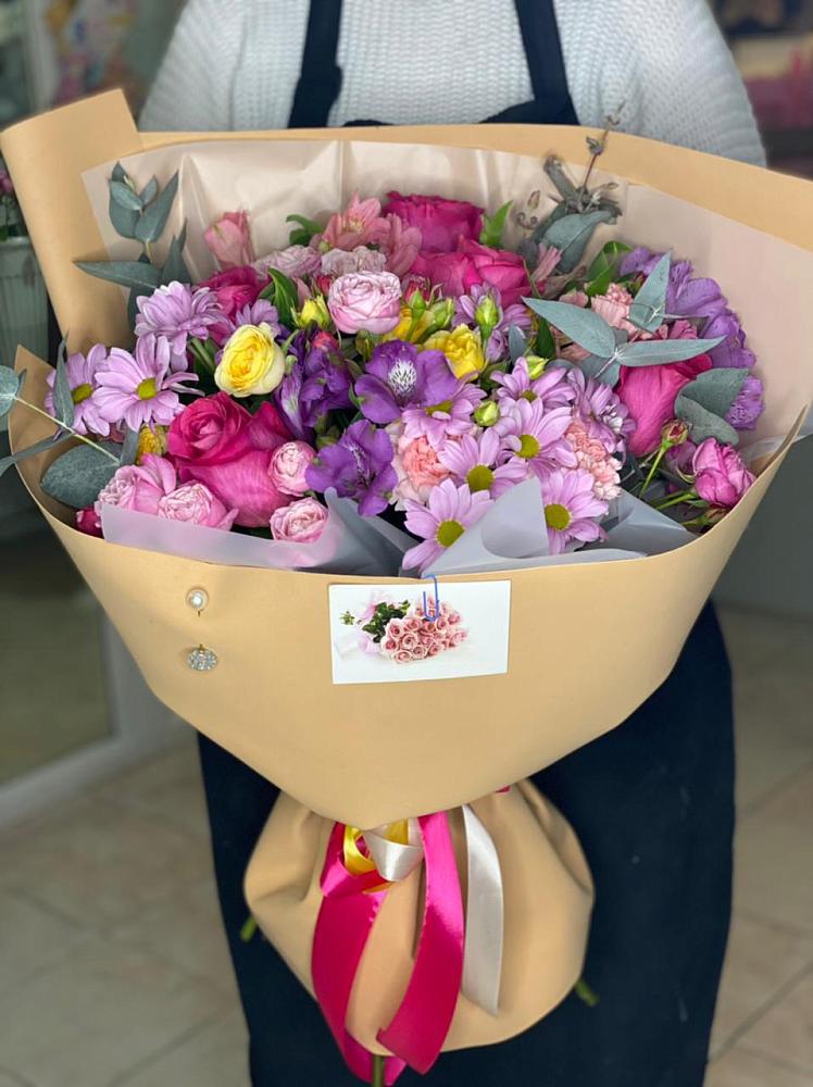 Букет цветов из: Хризантемы, Гвоздики и Альстромерии в Цильне