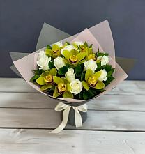 Букет цветов из:  Орхидеи и Розы в Цильне