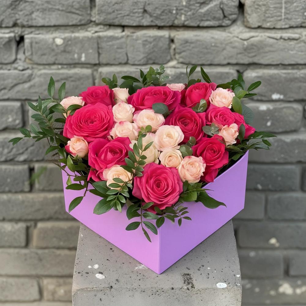 Цветочная композиция из Розы в коробке в Цильне