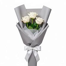 Букет 3 белые розы в Цильне