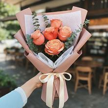 Букет цветов из:  Розы в Цильне