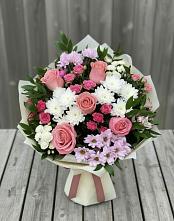 Букет цветов из:  Альстромерии, Гвоздики, Розы и Хризантемы в Цильне