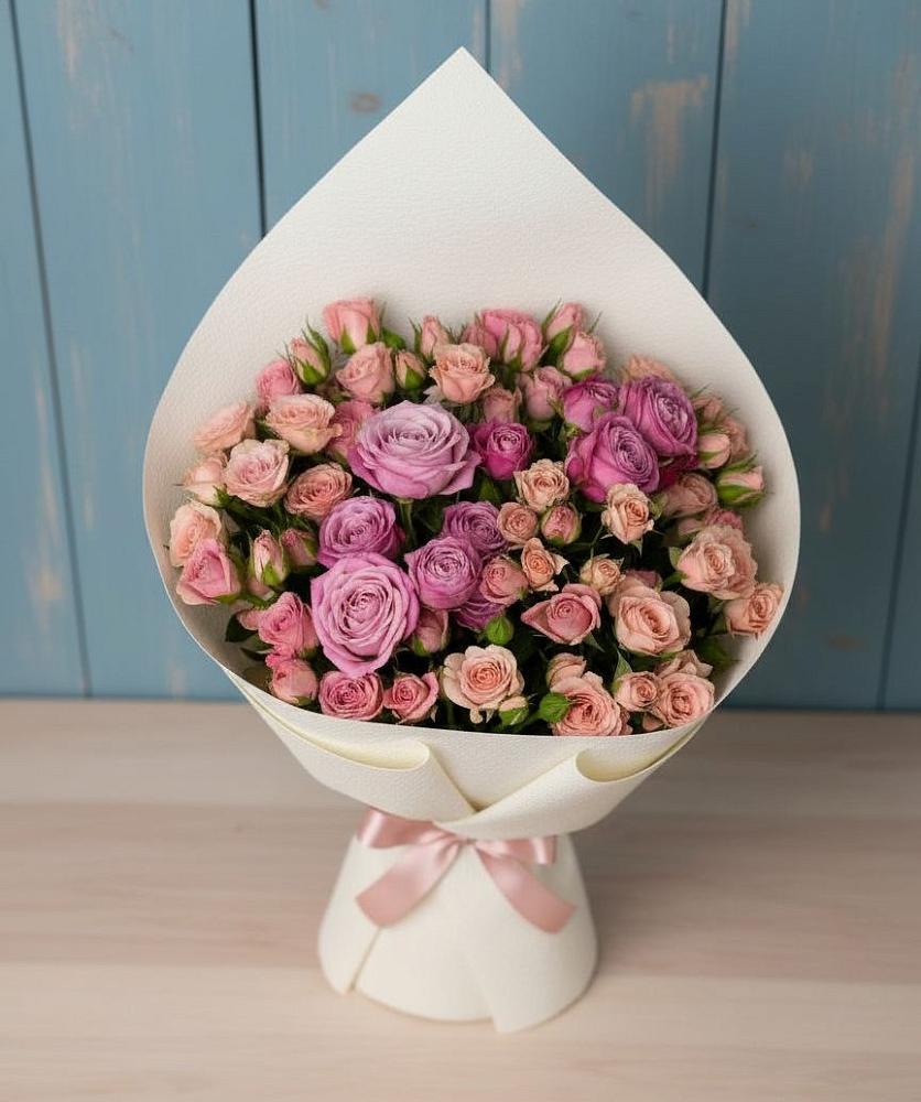 Букет цветов из: Розы в Цильне